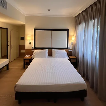 Hotell Daniel & Ristorante Cocchi 3*