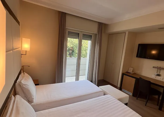 Hotell Daniel & Ristorante Cocchi 3*