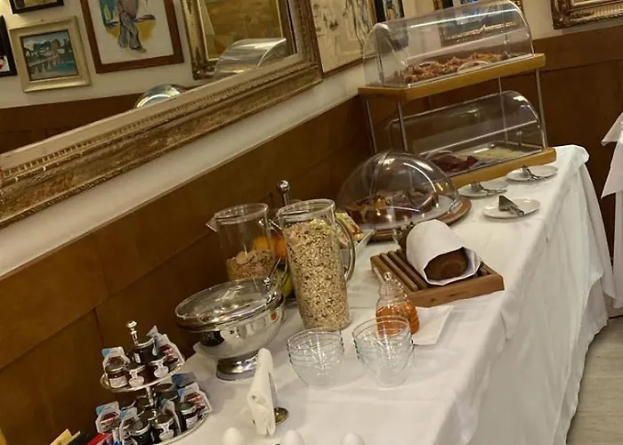 Daniel & Ristorante Cocchi Otel 3*